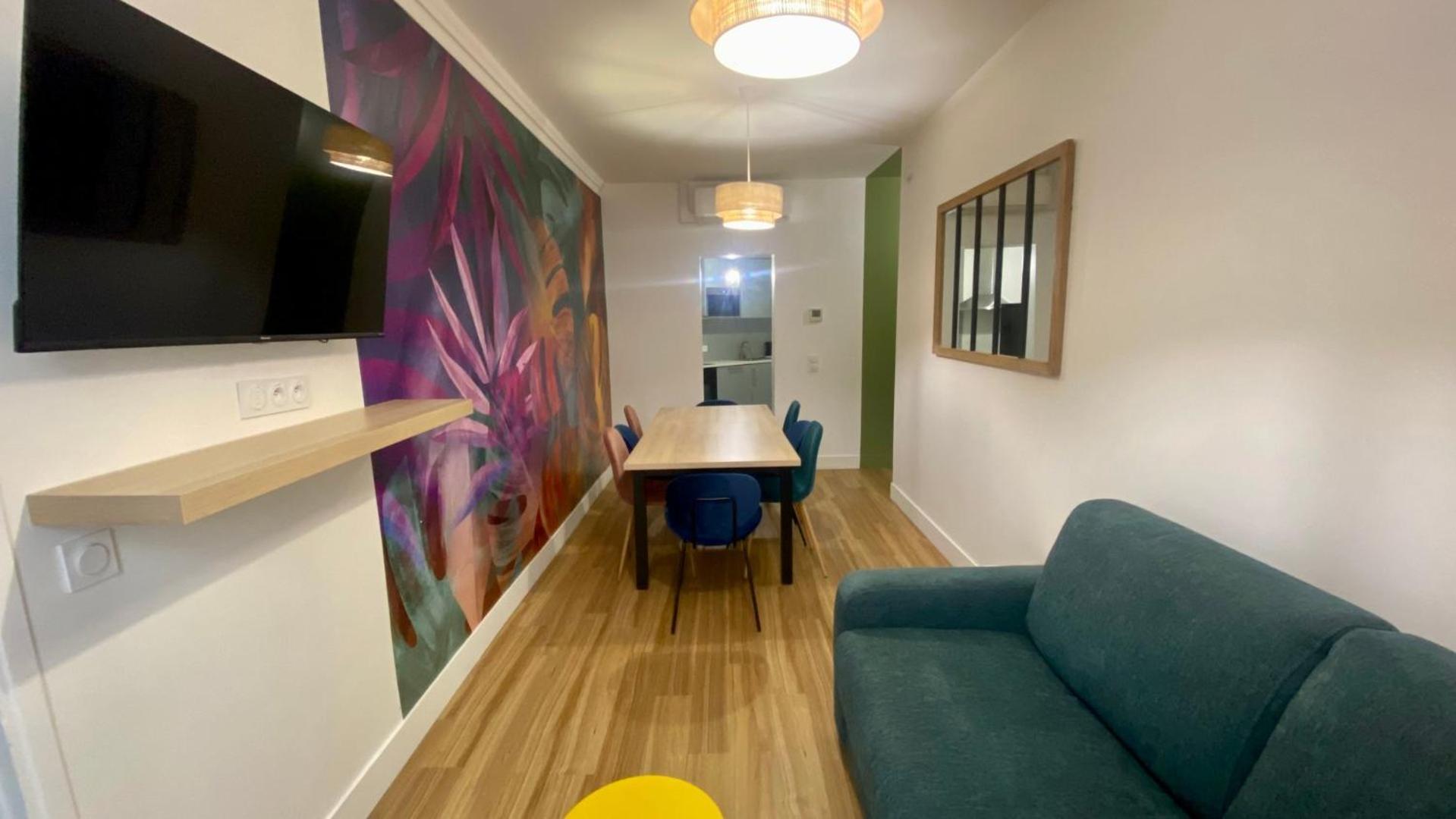 Appartement Lumineux Proche Saint-Lazare - 8P Paris Eksteriør bilde